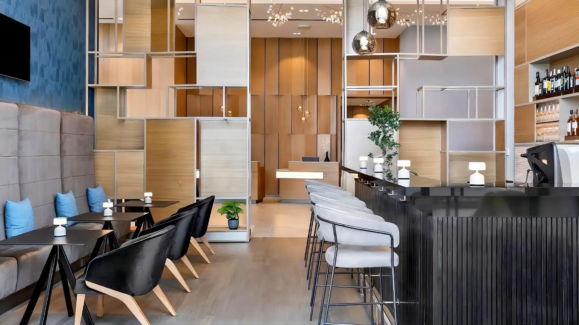 Alliance Palace Marriott Batumi Georgien